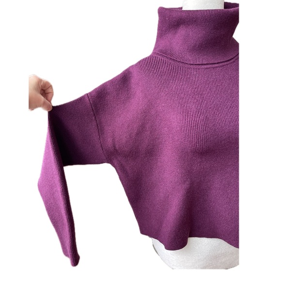 Lulu’s Knitted Turtle Neck Oversized Drop Shoulder Sweater; Purple; Sz S - Picture 2 of 7